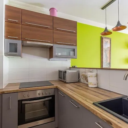 Appartement Charming With Quiet Garden In Downtown Boedapest