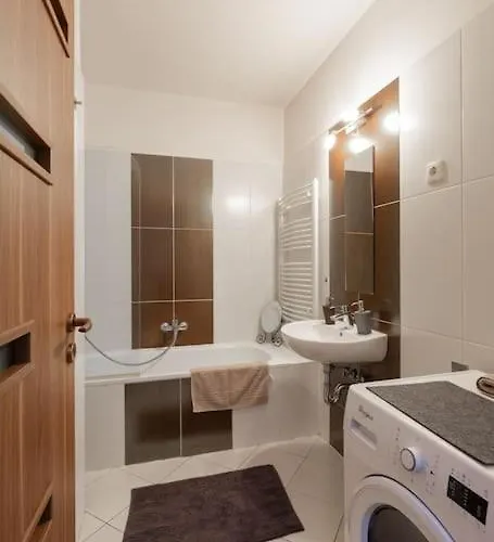 Apartament Charming With Quiet Garden In Downtown Budapesta